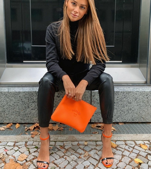 HOST PICK🎉NWT ZARA Faux Leather SLOUCHY Pants - Picture 6 of 16